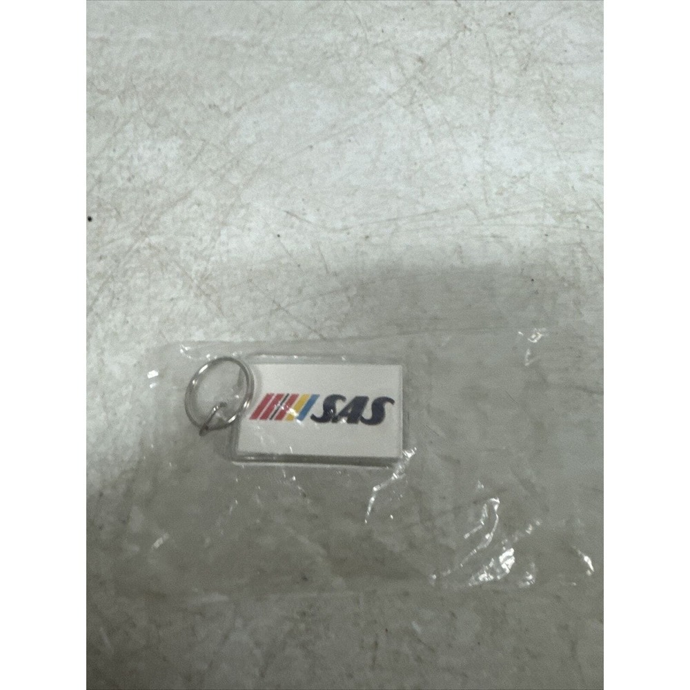Vintage SAS Airlines Scandinavian KEYCHAIN Key Ring RARE
